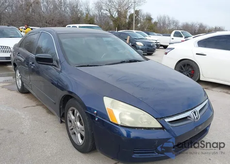2007 Honda Accord 2.4 Lx из США, поврежденный, VIN 1HGCM56497A001405